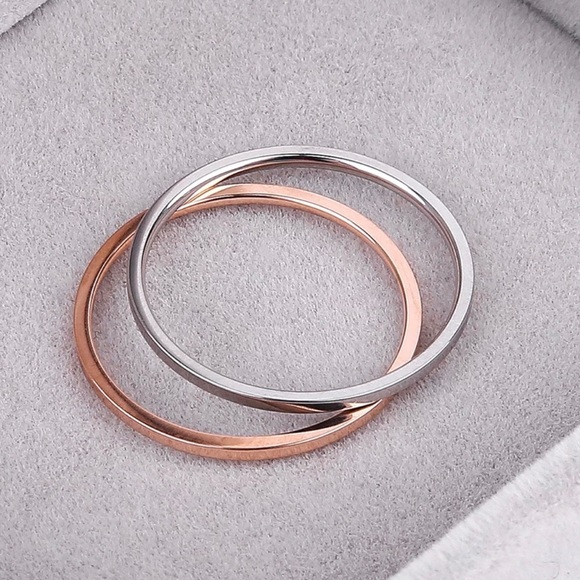 Thin Platinum Silver Minimalist Ring - Picture 5 of 7